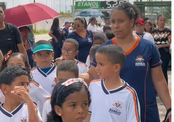 Alunos de Passo de Camaragibe vivenciam dia de aprendizado no campo