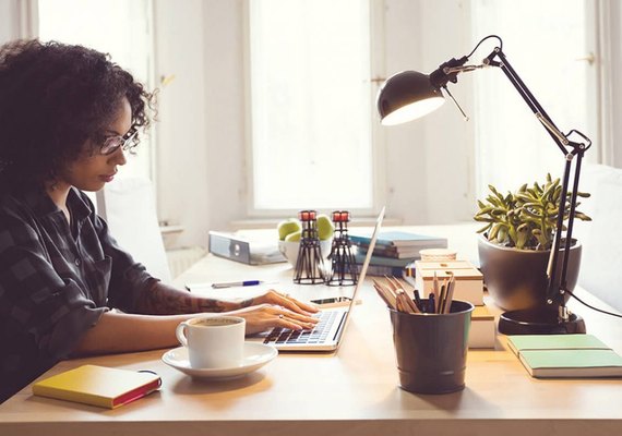 Vagas de trabalho remoto crescem 215% no Brasil