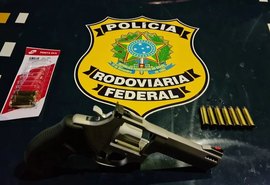 PRF flagra veículo adulterado e porte ilegal de arma de fogo nas BRs 316 e 101