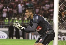 CRB treina em Goiânia