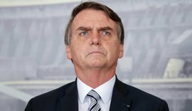 Celular de Bolsonaro foi alvo da ação de hackers, afirma ministério