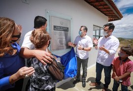 Governador entregou novas instalações da Feira do Gado