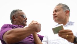 Aos 53 anos, sertanejo conquista primeira CNH e agradece ao senador Renan Filho
