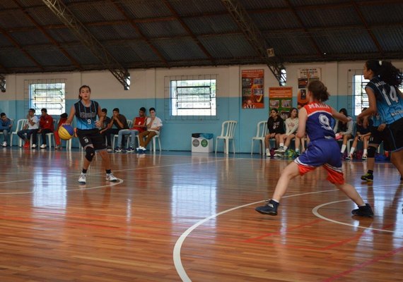 Mais de 180 atletas representam Alagoas nos Jogos Escolares da Juventude