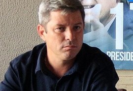 Deputado eleito pelo PSL tem prisão decretada por abandonar posto