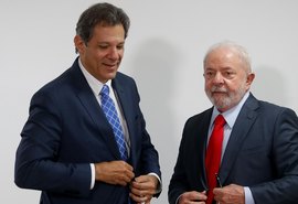 Lula articula candidatura de Haddad ao governo de São Paulo, diz imprensa