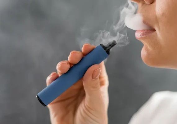 Adolescente é apreendido com vape após confusão em escola de Arapiraca