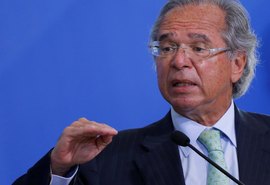 Paulo Guedes prevê desaceleração na geração de empregos