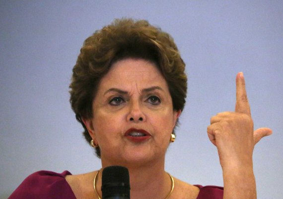 Em Londres, Dilma diz que o PT não vai tirar Lula das eleições de 2018