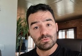 'Asquerosa', diz Jair Bolsonaro sobre declaração de Mamãe Falei