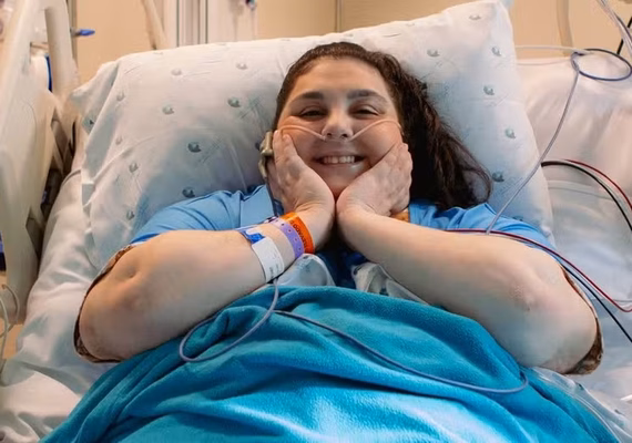 Influenciadora morre aos 31 após enfrentar doença rara
