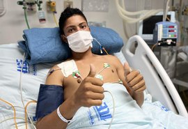 Maceioense de 18 anos afirma que irá se vacinar após ser entubado devido à Covid-19