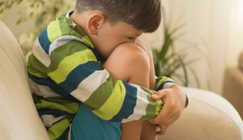 Menino autista de 2 anos denuncia agressão em instituição de Teotônio Vilela