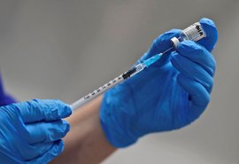 AGU estima início da vacinação cinco dias após  aval da Anvisa