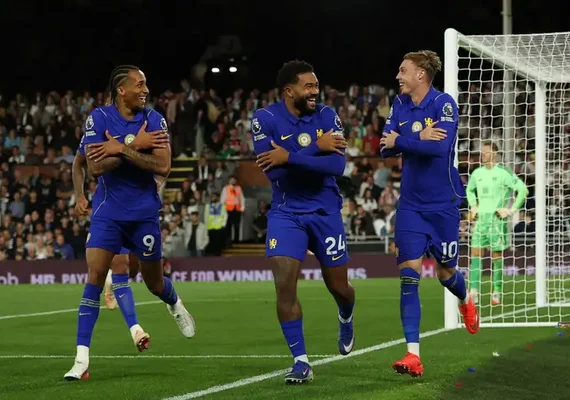 Chelsea estreia com vitória na Premier League e brilho de Cole Palmer