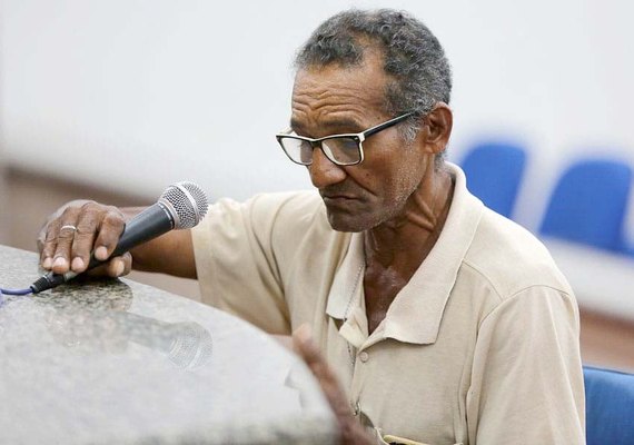 Júri absolve acusado de esfaquear pretendente da filha