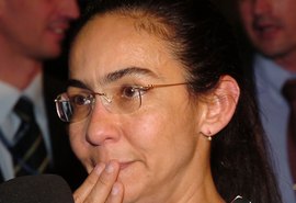 'Vou honrar meu filho trabalhando', diz Heloísa Helena após morte do filho
