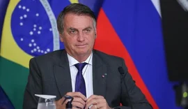 Bolsonaro veta lei Aldir Blanc que previa R$ 3 bi para a cultura