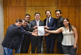 Pedro Vilela aposta em pautas de JHC e pode “herdar” votos do prefeito