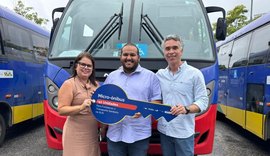 Rafael Brito articula entrega de veículos do SUS para Alagoas