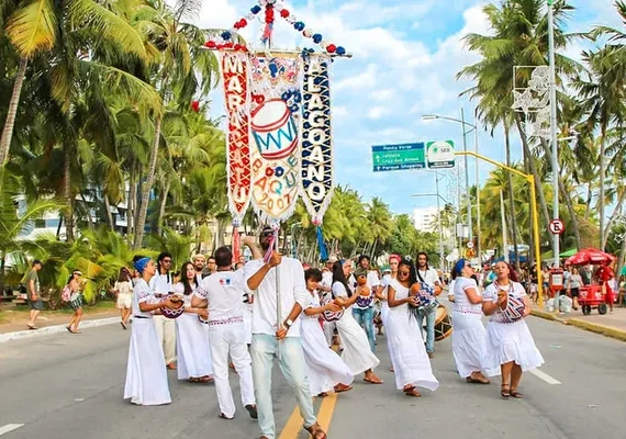 Nova lei cria o Dia Nacional do Maracatu