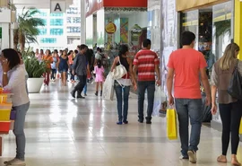 Vendas do varejo no Natal foram as piores em três anos, diz Serasa