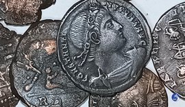 Túmulo antigo com moedas de prata retratando lutadores é descoberto na Turquia