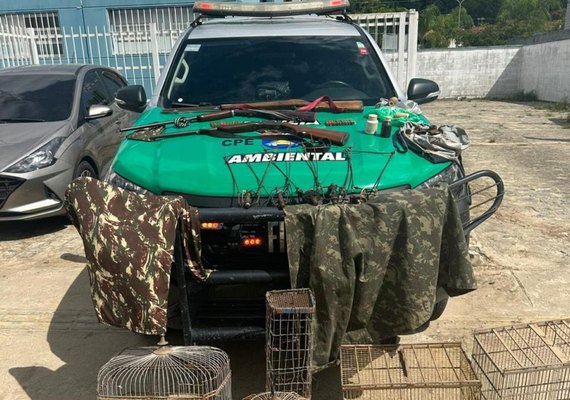 PM apreende armas e pássaros silvestres em ações ambientais em Alagoas