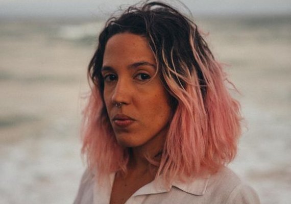 LoreB lança EP Chromatique em evento especial para artistas alagoanos no Teatro Deodoro