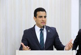 Vereadores de Maceió aprovam lei de complemento do auxílio emergencial