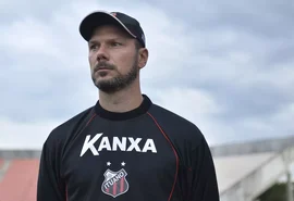 CSA anuncia contratação de técnico campeão brasileiro para comandar a equipe