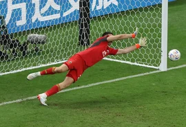 Fifa propõe nova regra para atendimento de jogadores fora de campo