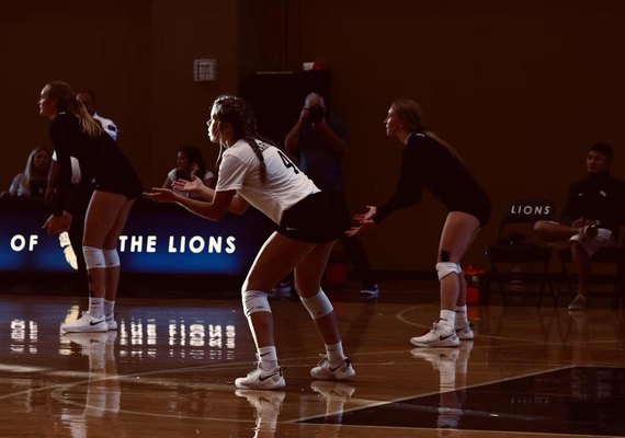 Saque, invasão e dois toques: as novas diretrizes do vôlei