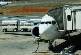 Alta de 57,6% no combustível pressiona preço das passagens aéreas