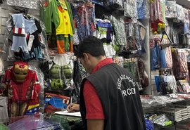 Procon realiza pesquisa de preços de itens carnavalescos