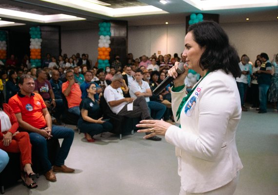 Ex-prefeita de Arapiraca confirma candidatura a estadual pelo Avante