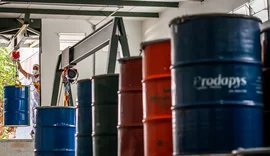 Indústria brasileira recua 0,2% em maio; primeira queda desde 2025
