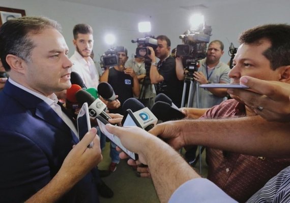 Governador inaugura empresa e assina ordem de serviço para pavimentar núcleo industrial