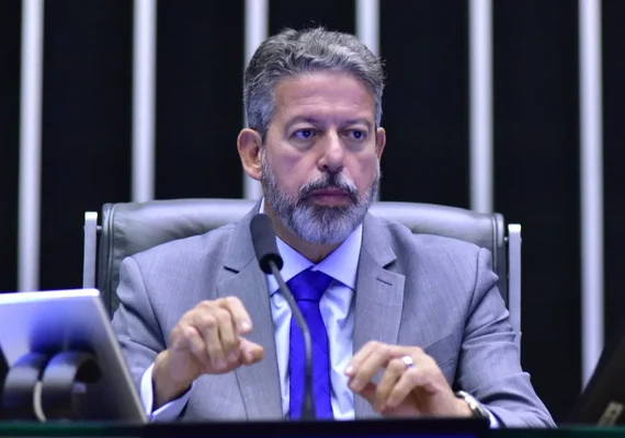 Lira critica prisão preventiva de Bolsonaro: “Reabre as feridas da polarização política”