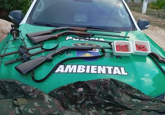 PM-AL apreende armas e resgata animais silvestres em ação ambiental
