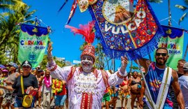Prévias carnavalescas mantêm Maceió em clima de festa neste fim de semana