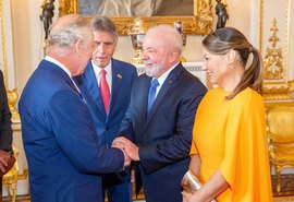 Rei Charles pede a Lula que Brasil cuide da Floresta Amazônica