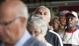 Governo antecipa primeira parcela do 13º de aposentados e pensionistas