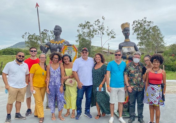 PROS sobe a Serra da Barriga e homenageia a luta de Zumbi dos Palmares
