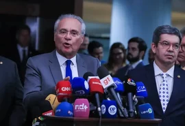 Renan cria “CPI informal” do caso do Master e vai “pra cima” de Lira