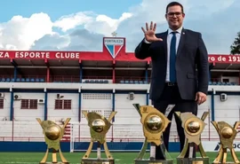 Fortaleza anuncia saída de Alex Santiago, diretor de futebol