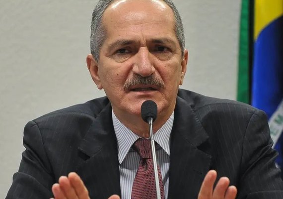 Justiça suspende expulsão de Aldo Rebelo da Democracia Cristã e dá 72 horas para reintegração