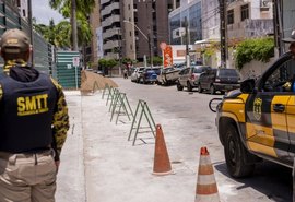 Fiscalização em Maceió retira quase 800 objetos usados para bloquear vagas