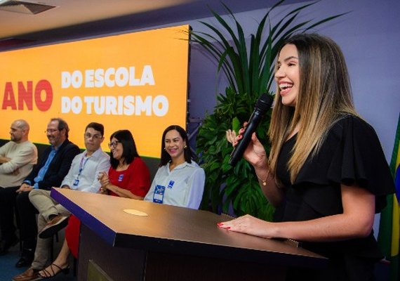 Escola do Turismo já formou mais de 4.500 alunos em 1 ano de execução