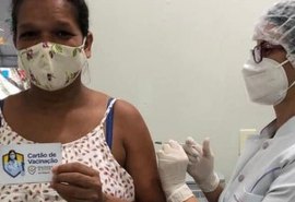 Santana do Mundaú é a cidade que mais vacina contra a Covid-19 na Zona da Mata